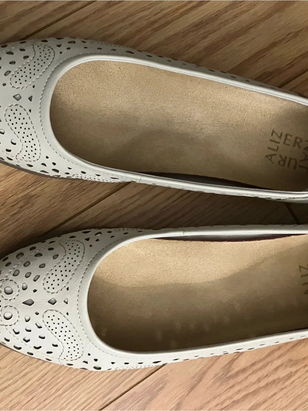 Naturalizer Cream Perforated Leather Ballet Flats